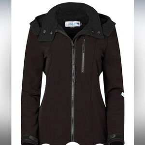 WANDERLING baby wearing coat